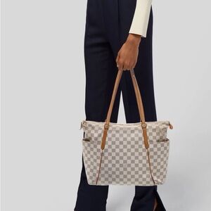 Louis Vuitton Damier Azur Totally MM